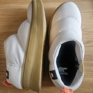 Sorel Women's Out N About IV Mini Puffy Honey White/Gum Size 7